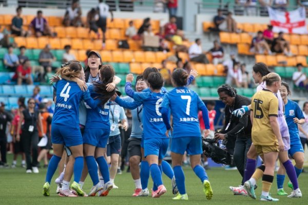 夺冠过程回归！申花女足夺首届Soccer7sSeries七东谈主制足球赛冠军