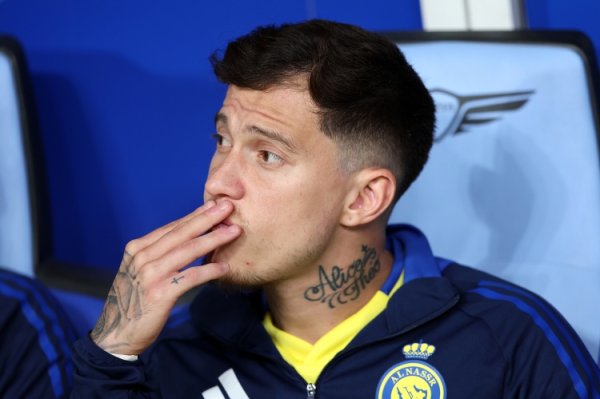 罗马诺：卡迪西亚向利雅得得手发送负责报价，但愿引进奥塔维奥