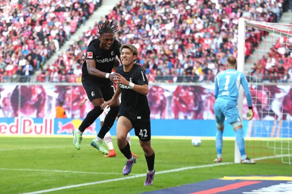 德太空：法兰克福引进堂安律竣事条约，转会费2100万欧+100万浮动