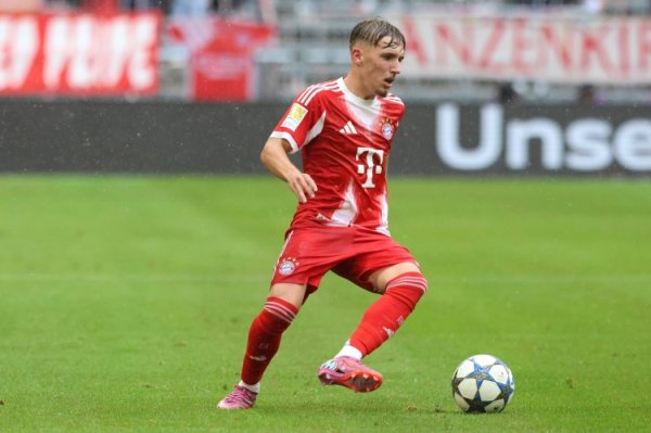 法尔克：伦纳特-卡尔瞻望本周与拜仁续约，来岁2月将取得奇迹条约