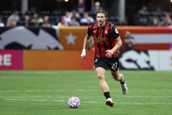 队报评扎巴尔尼：生动性强且民俗高位压迫，顺应恩里克的计谋体系