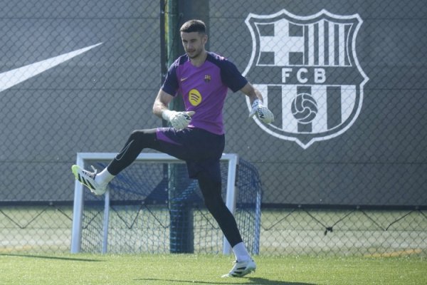 世体：西甲正审核特狮伤停叙述，巴萨预测两天内获批并注册加西亚