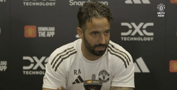 阿莫林：本赛季指标重返欧冠 或者芒特不错踢后腰