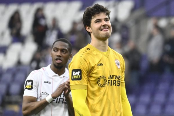 记者：曼联和国米王人对安特卫普门将拉门斯感兴味