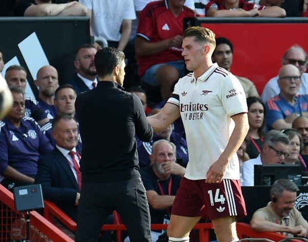 争冠宣言！阿尔特塔赛后：冠军球队老是能在场合出丑时赢球