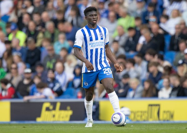 掉身价？巴莱巴本场半场被换下，5次丢失球权+阻难抢断数据挂零