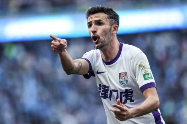 争脸！球迷赞津门虎：太牛X了！你们用行为修起了一切