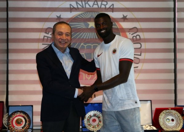 曾着力超10队，官方：30岁前米兰时尚尼昂加盟土超根克勒比利吉