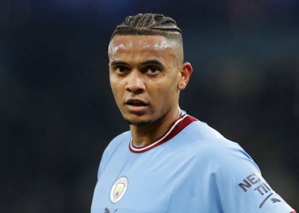 TA：AC米兰买阿坎吉之前可能需要先卖东说念主，曼城倾向弥远出售他