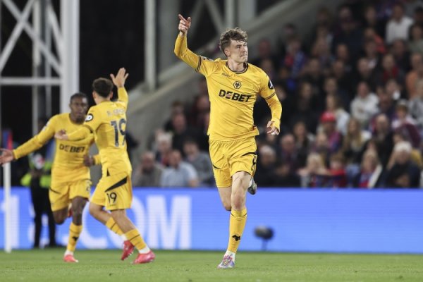 DO：拉尔森呈报狼队念念去纽卡，狼队已圮绝两份报价并坚捏不放东说念主