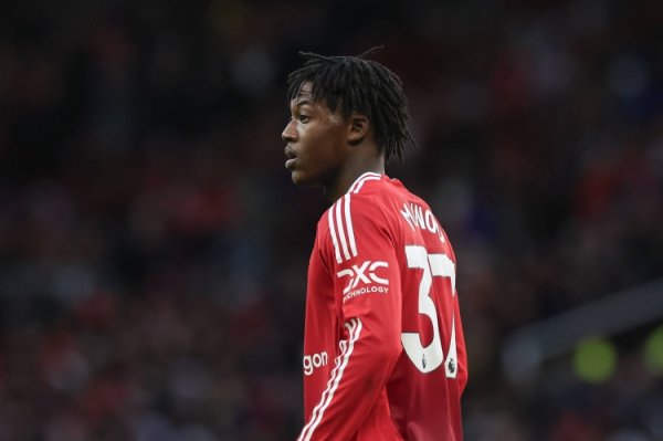 TA：对于梅努失宠&阿莫林空乏换取，和球员关联密切东说念主士感到困惑