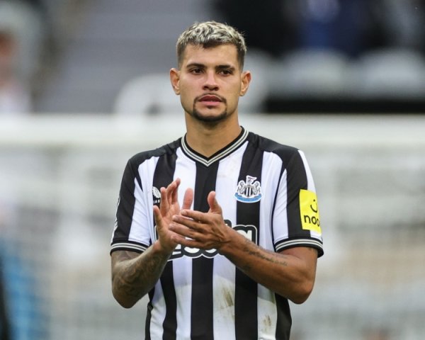 吉马良斯趋附66次在英超首发，创造纽卡队史非门将球员记录