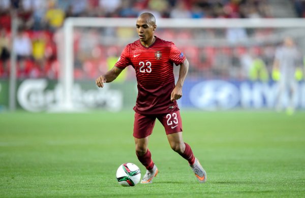 贝西克塔斯官方：32岁前葡萄牙国脚若昂-马里奥租出离队至雅典AEK