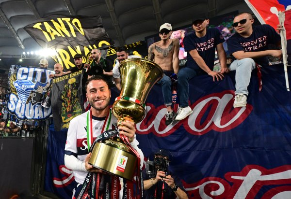 卡拉布里亚：随博洛尼亚赢意杯是运说念的打趣，我弥远心属米兰