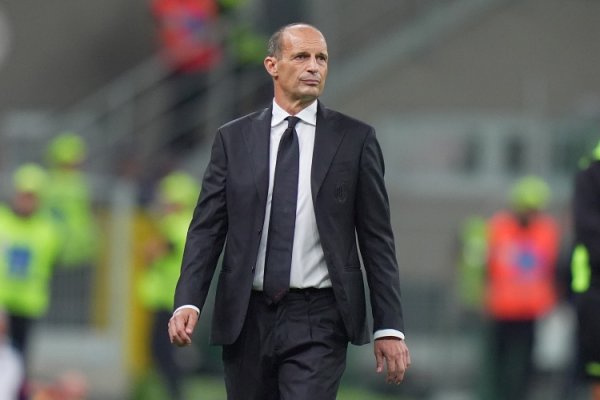 记者：阿莱格里对米兰球员的防范站位动怒，是以3-0后仍然发火