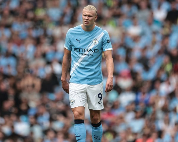 曼城客战阿森纳筹商首发：哈兰德领衔 福登、罗德里、斯通斯出战