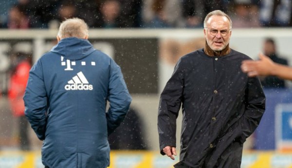 鲁梅尼格：凯恩在32岁时不需要一周十练，但又名18岁的球员需要