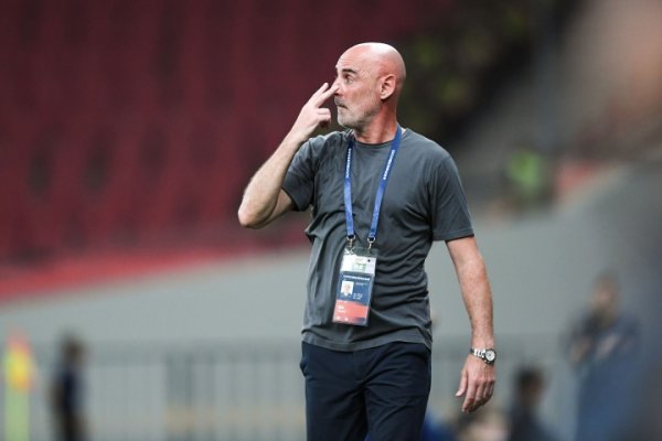 无东谈主看好却争脸！海港连失奥斯卡巴尔加斯+武磊报销，现2分领跑