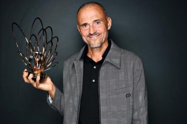 队报：克鲁伊夫奖恩里克得197分，弗里克44马雷斯卡27斯洛特26