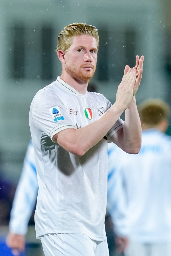 德布劳内：就比赛立场而言，霍伊伦和哈兰德很同样