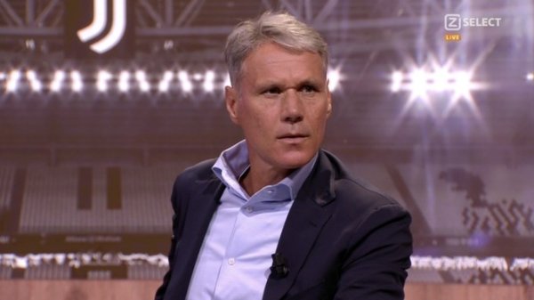 范巴斯滕谈社媒对球员的影响：若是无法承受负面驳斥，不如别看