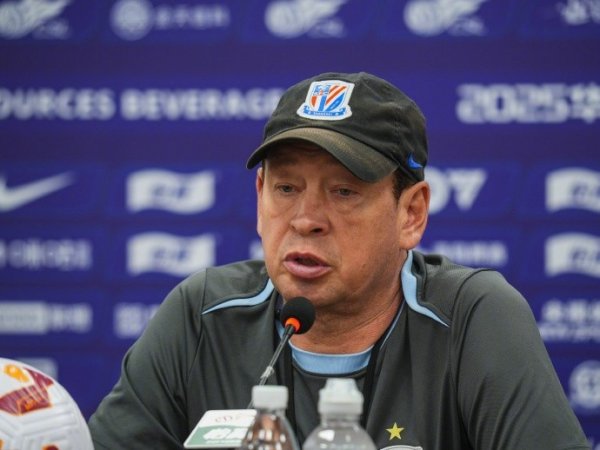 斯卢茨基：咱们会在未来的比赛中任重道远，展现出最佳的精神面庞