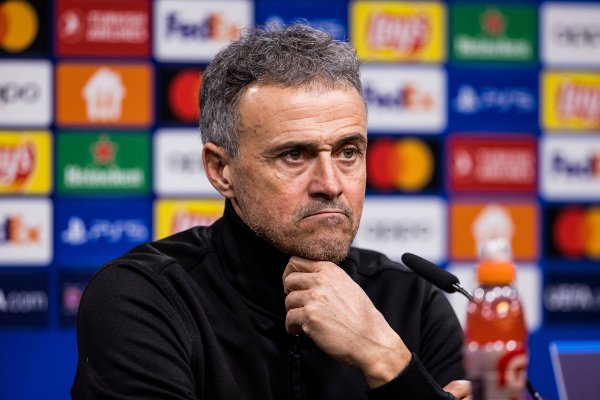 恩里克：阿什拉夫是寰球最好的右后卫，这即是没签该位置替补原因