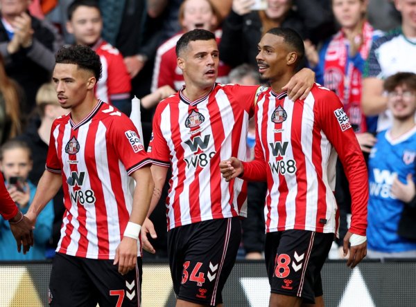 客场绝杀切尔西！伊西多：这场到手并不让我不测，到手献给球迷