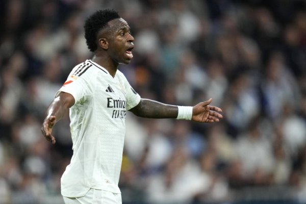 罗马诺：对于维尼修斯换下事件，皇马决定让阿隆索与球员私行科罚