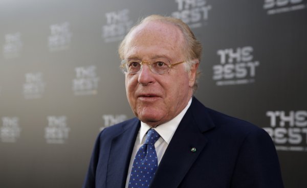 米兰主席：英超的国际转播权能卖出20亿欧元，而意甲只可卖出2亿