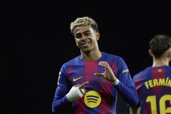 西班牙总监谈亚马尔：队医未向咱们见告该球员的任何检测后果