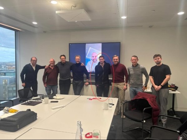 失散东谈主口👀24岁穆德里克近期过问电影款式，1年没踢球身价已归0