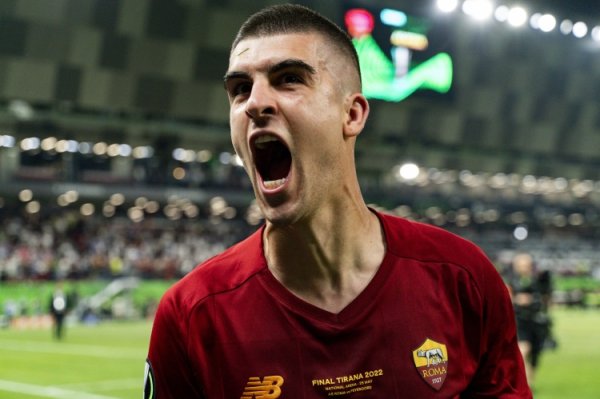 莫雷托：罗马在和小曼奇尼谈续约，展望续约至2030或2031年