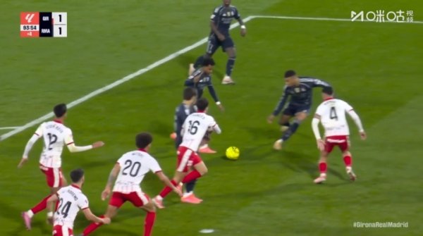 李哥蒙头龙哥跪😐罗德里戈转机步点准备射门，姆总中途杀出打偏