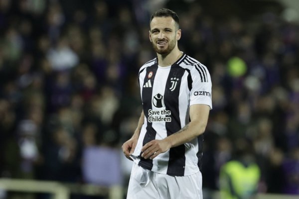 意天外：尤文后卫加蒂右膝半月板扯破，瞻望缺阵至少1个月